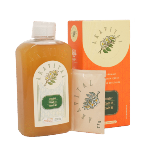 Akavital Çilek Aromalı Multivitamin İçeren Takviye Edici Gıda 500 ml - Akavital