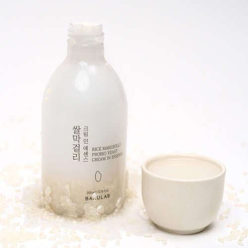 Barulab Rice Makgeolli Probio Yeast Cream in Essence 200 ml - 4