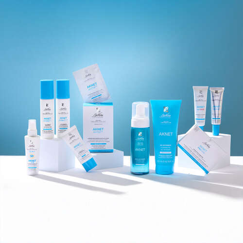 Bionike Aknet Azelike Yoğun Bakım Kremi 30 ml - BioNike