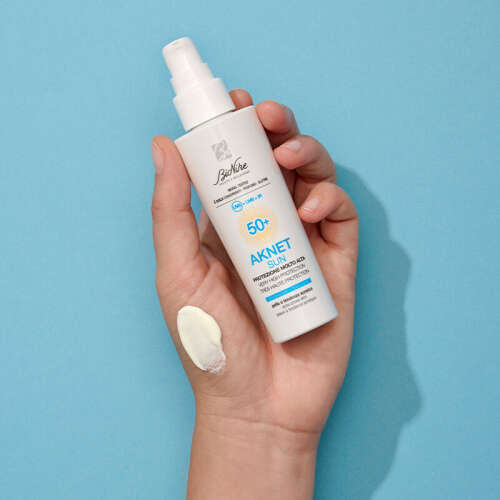 Bionike Aknet Sun Güneş Koruyucu Krem Jel Spf50+ 50 ml - BioNike