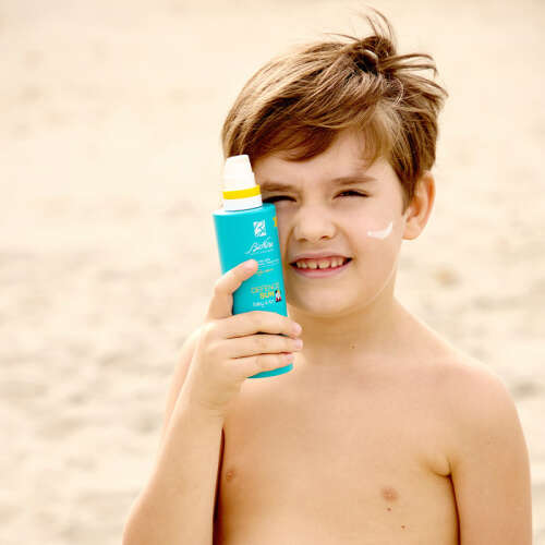 Bionike Defence Sun Baby-Kids Spf50+ Güneş Koruyucu Losyon 200 ml - BioNike