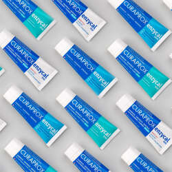 Curaprox Enzycal 1450 PPM Diş Macunu 75ml - 7