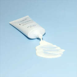 Dalba Waterful UV Essence Sun Cream SPF50+ PA++++ 50 ml - 2