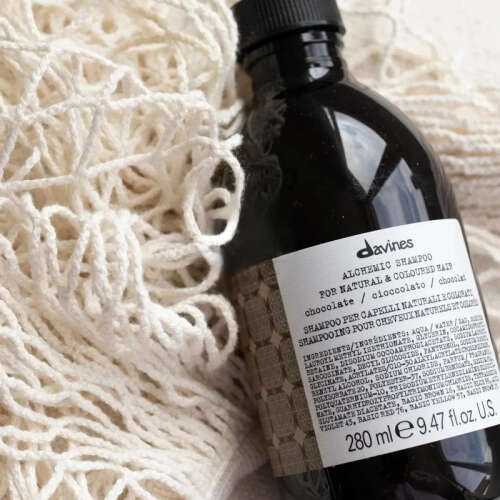 Davines Koyu Renk Saçlar için Şampuan - Alchemic Chocolate 280 ml - 5