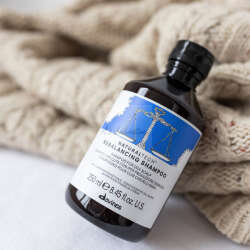 Davines NaturalTech Rebalancing Shampoo 250ml - 1
