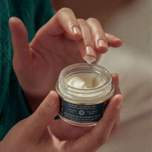 Densa Essential HydrAqua 48 Saat Aktif Nemlendirici ve Besleyici Krem 50 ml - 2