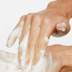 Dermalogica Oil To Foam Total Cleanser 250 ml - 5