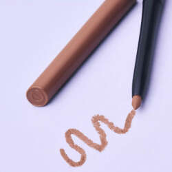 Essence 8H Matte Comfort Lipliner - 01 Cinnamon Spice 0,3 gr - 5