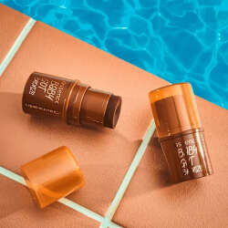 Essence Bronzing Stick Baby Got Bronzer 40 5.5 gr - 7