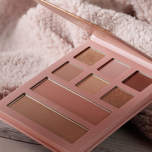 Essence Hugs and Teddies Blush Palette - 01 Nude 14,8 g - 5