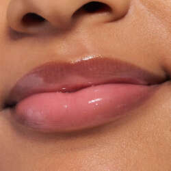 Essence Juicy Bomb Shiny Lipgloss 10 ml - 109 Bee Mine - 4