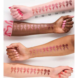 Essence Satin Glow Luminous Shine Lipstick 3.5 gr 01 Whole Latte Love - 3