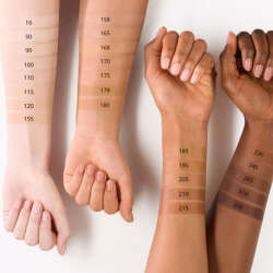Essence Silky Blur Hydrating Longwear Foundation 30 ml - 115 - 3