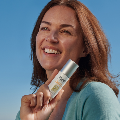 Isdin Fotoprotector Fusion Water Magic Repair Color Spf50 50 ml - 3