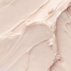 Lumene Nordic Bloom Kırışıklık Karşıtı ve Sıkılaştırıcı Gece Bakım Kremi 50 ml - 3