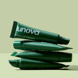 Lunova Glossy Lip Therapy - Peptit Lip Balm 15 ml - 5
