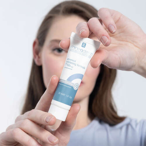 Mineaderm Advanced Whitening Formula SPF50+ 30 ml - 3