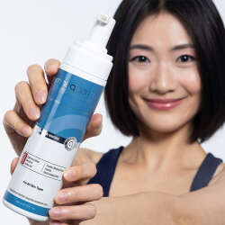 Mineaderm Brightening Cleansing Foam 200 ml - 2