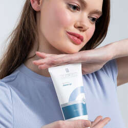 Mineaderm Lightening Cleanser Gel 150 ml - 3