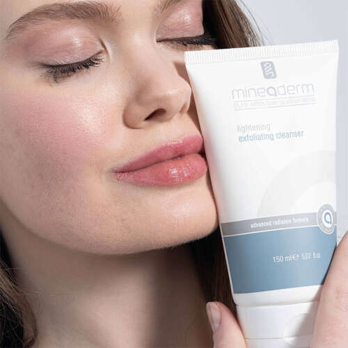 Mineaderm Lightening Exfoliating Cleanser 150 ml - 4