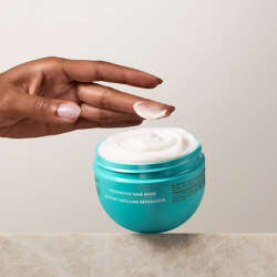 Moroccanoil Restorative Hair Mask 250 ml - 3