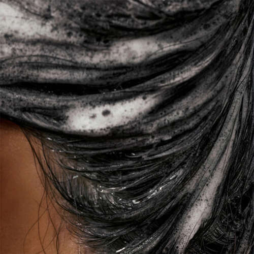 Olaplex No 4C Bond Maintenance Clarifying Shampoo Liter 250 ml - 2