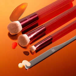 Real Techniques RT-021561 Solar Power Golden Hour Limited Edition Makyaj Fırça Seti - 5