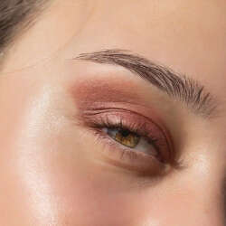 Rosece Radiance Wings Krem Göz Farı 7 gr - B16 - Hafif Işıltılı Bordo - 4