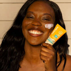 Topicrem Sun Protect Spf 50 Moisturizing Sun Milk 200 ml - 3