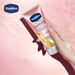 Vaseline Gluta Hya Serum Etkili Losyon Canlandırıcı Parlaklık 200 ml - 7