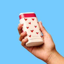 Wild Natural Stick Deodorant Kutu + Refill Paketi - Love Heart Case + Pink Grapefruit & Lime 40 g - 3