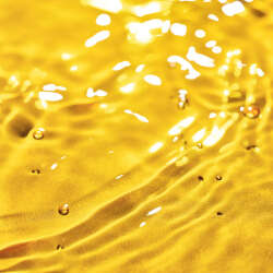 Yves Rocher Anti Chute Niasinamid ve Vitamin B6 İçeren Saç Dökülmesine Karşı Kür 4x15 ml - 9